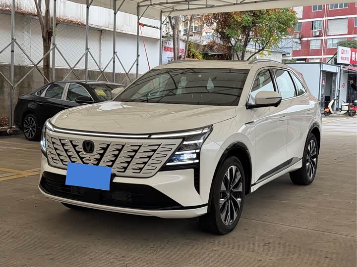 Changan CS75 Plus 2025 2025款 第四代 UItra 2.0T 新蓝鲸 擎风型
