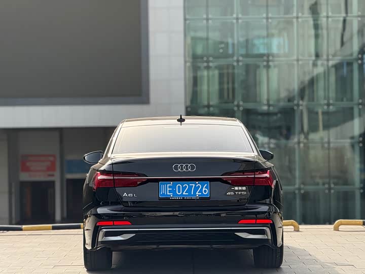 Audi A6L 2025 2025款 改款 45 TFSI 臻选动感型