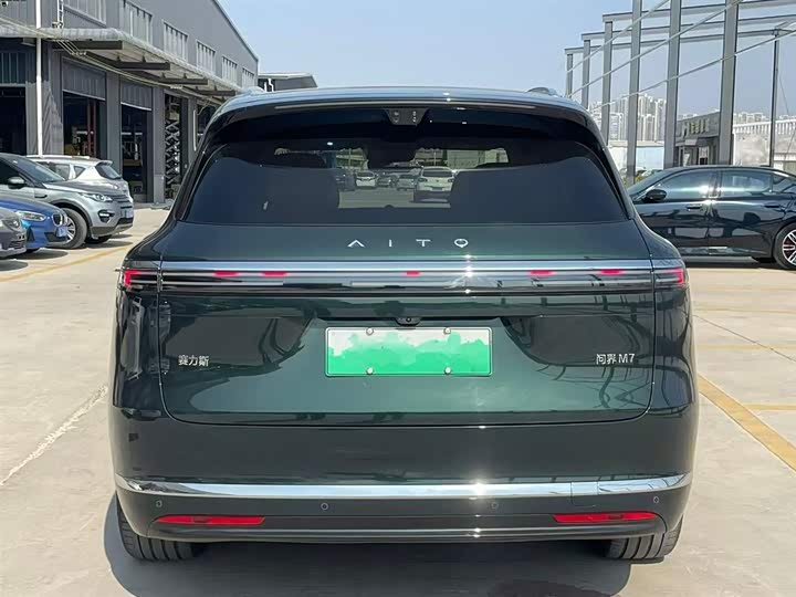 Aito M7 2026 2026款 增程 Ultra四驱版 5座