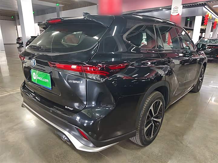 Toyota Crown Kluger 2023 2023款 2.5L HEV四驱豪华版
