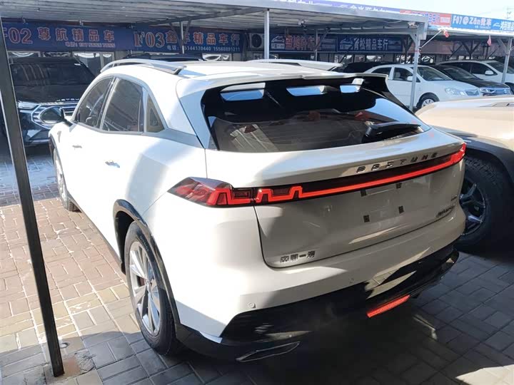 Bestune B70S 2022 2022款 1.5T 智潮统帅