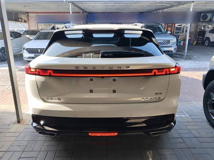 Bestune B70S 2022 2022款 1.5T 智潮统帅