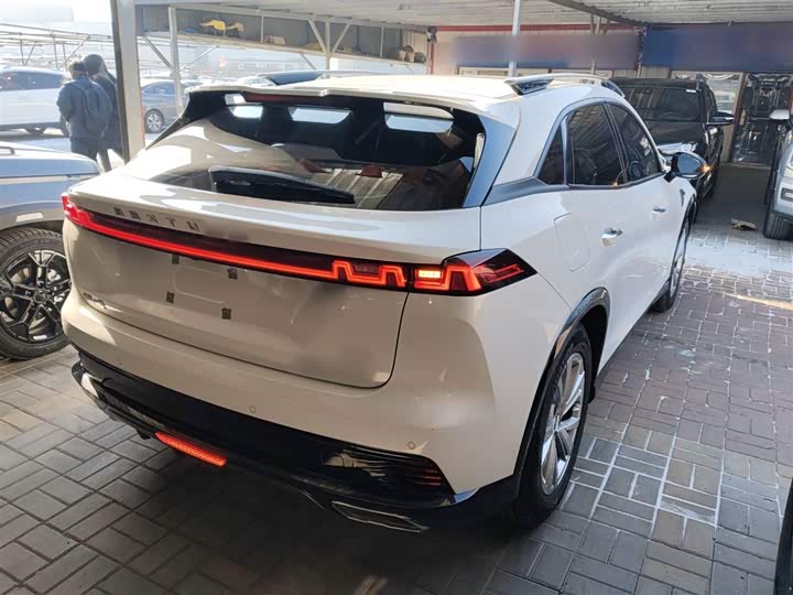 Bestune B70S 2022 2022款 1.5T 智潮统帅