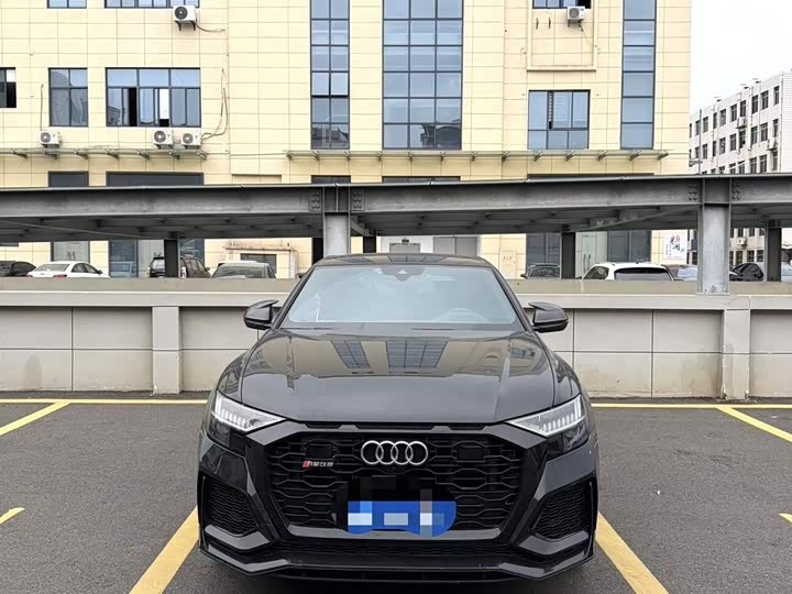 Audi Q8 2022 2022款 55 TFSI 臻选动感型