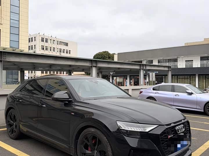 Audi Q8 2022 2022款 55 TFSI 臻选动感型