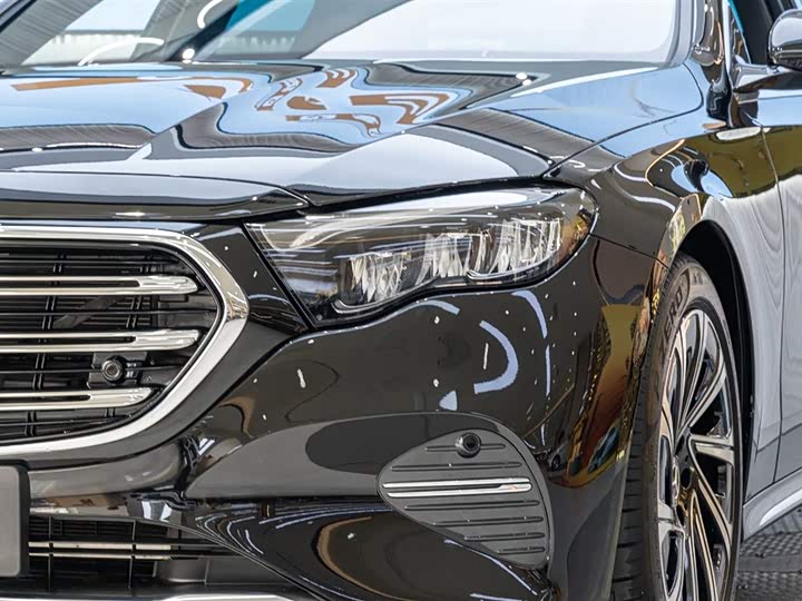 Mercedes-Benz E-Class 2025 2025款 E 300 L 豪华型