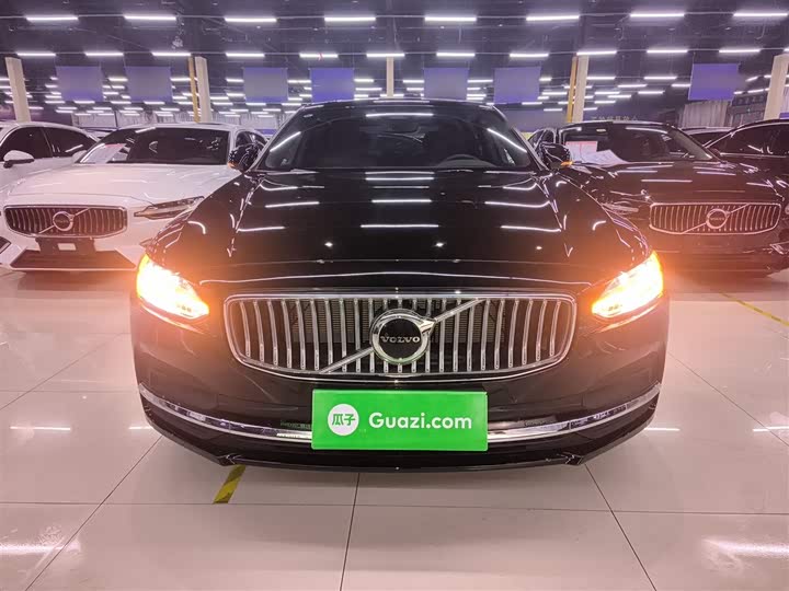 Volvo S90 2025 2025款 B5 智远豪华版
