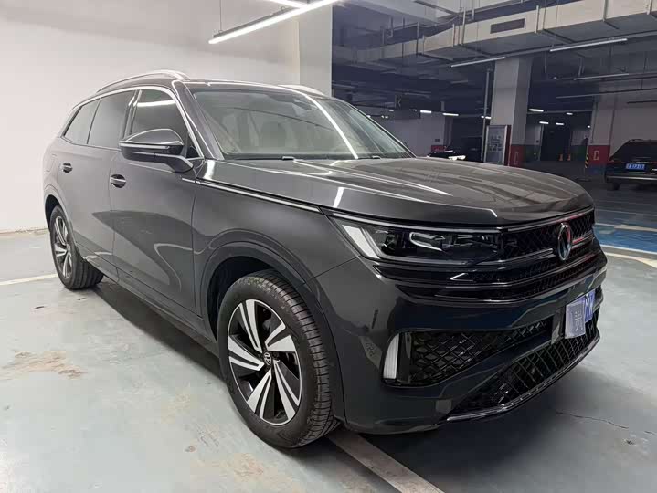 2025 Volkswagen Tavendor