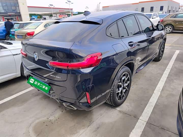 BMW X4 2022 2022款 xDrive 25i M运动套装