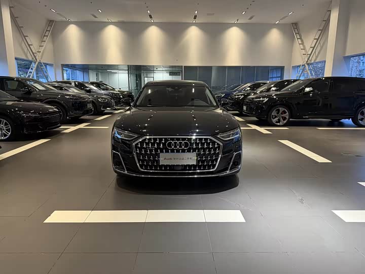 Audi A8 2025 2025款 A8L 50 TFSI quattro 臻选型