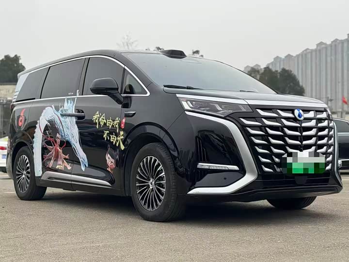 Denza D9 2025 2025款 DM-i 智驾版 1020 四驱旗舰型