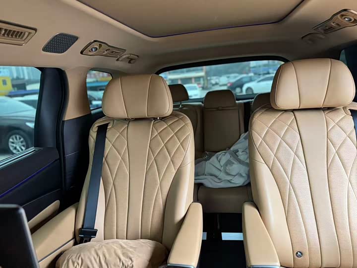 Denza D9 2025 2025款 DM-i 智驾版 1020 四驱旗舰型