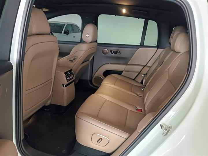 LiXiang i6 2025 2025款 两驱标准版