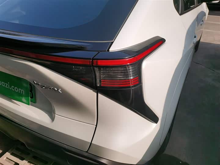 Toyota bZ4X Platinum 2024 2024款 615 AIR版