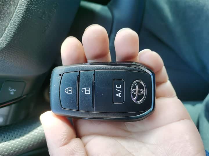 Toyota bZ4X Platinum 2024 2024款 615 AIR版