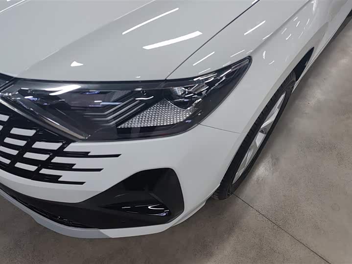 Jetta VS7 2024 2024款 280TSI 自动荣耀版