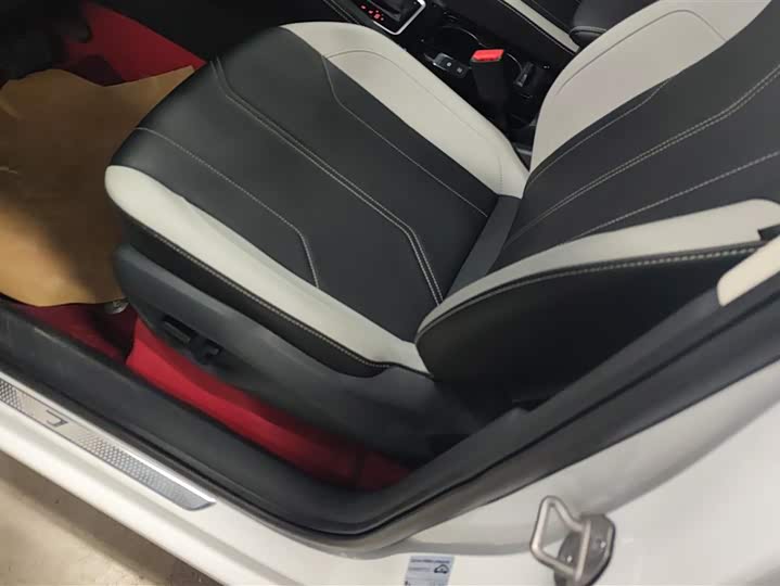 Jetta VS7 2024 2024款 280TSI 自动荣耀版