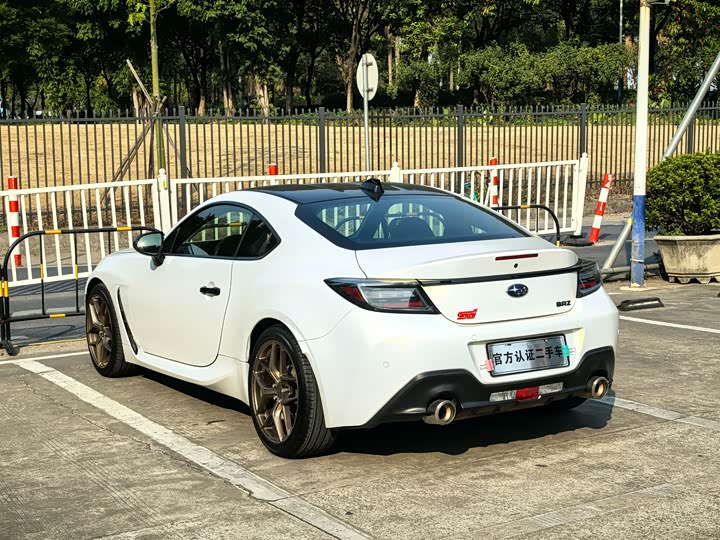 Subaru BRZ 2023 2023款 2.4L 手动10周年纪念版