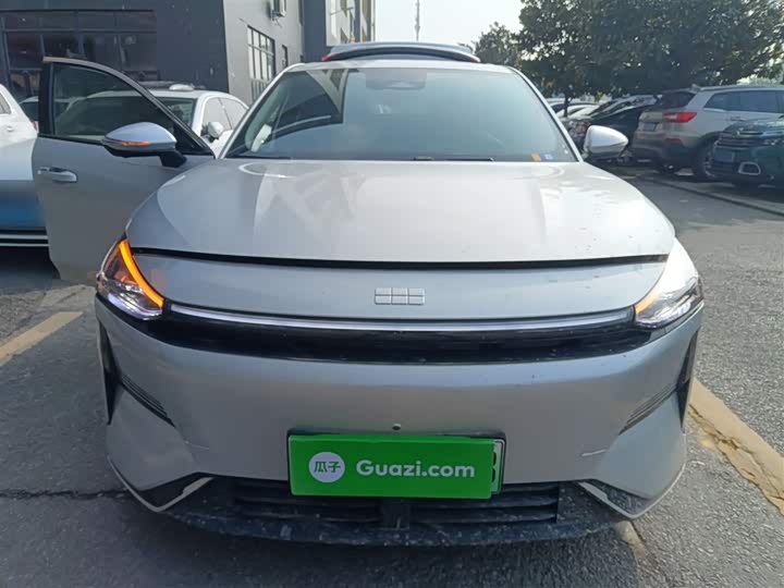 2025 Geely Galaxy L6