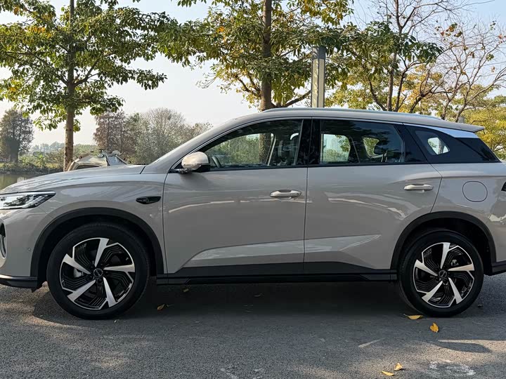 BYD Sea Lion 05 DM-i Hybrid 2025 2025款 DM-i 智驾版 115KM旗舰型