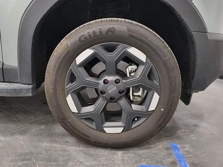 Jetour Freedom 2025 2025款 2.0TD XWD征服