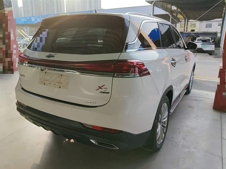 Changan Oshan X7 Plus 2022 2022款 1.5T 蓝鲸版自动尊贵型