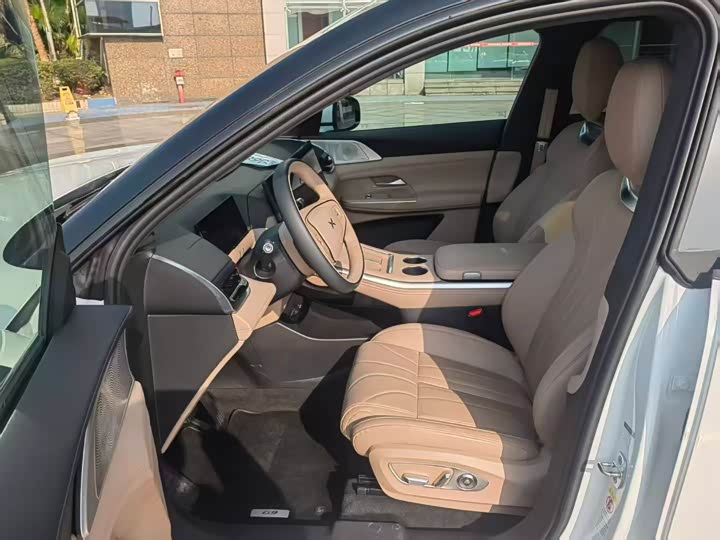 XPeng G9 2025 2025款 625 长续航 Max