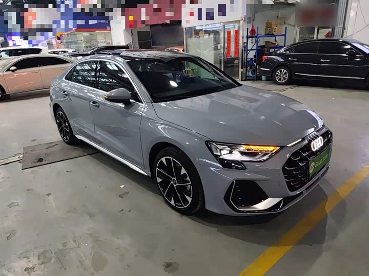 Audi A3 2025 2025款 A3L Limousine 35TFSI 飞驰尊享型