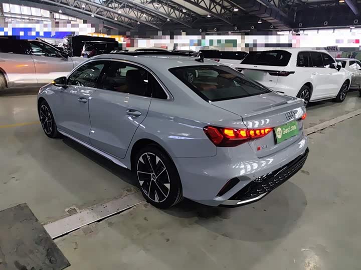 Audi A3 2025 2025款 A3L Limousine 35TFSI 飞驰尊享型
