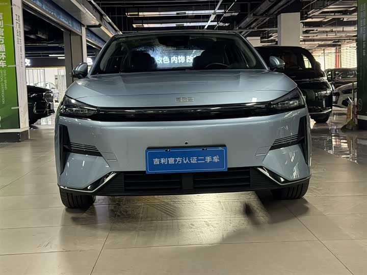 Geely Galaxy L6 2025 2025款 EM-i 140km 星舰版