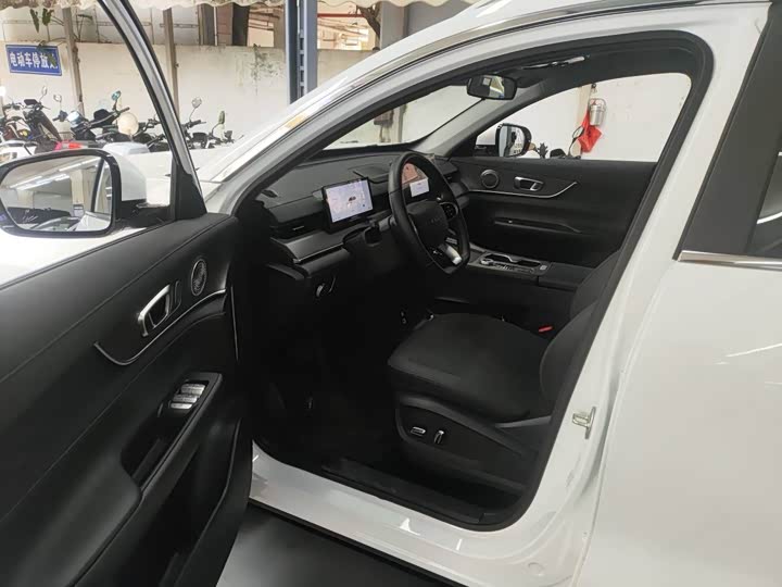 2025 Chery Fulwin T8