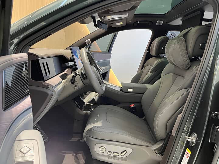 Denza N9 2025 2025款 旗舰型