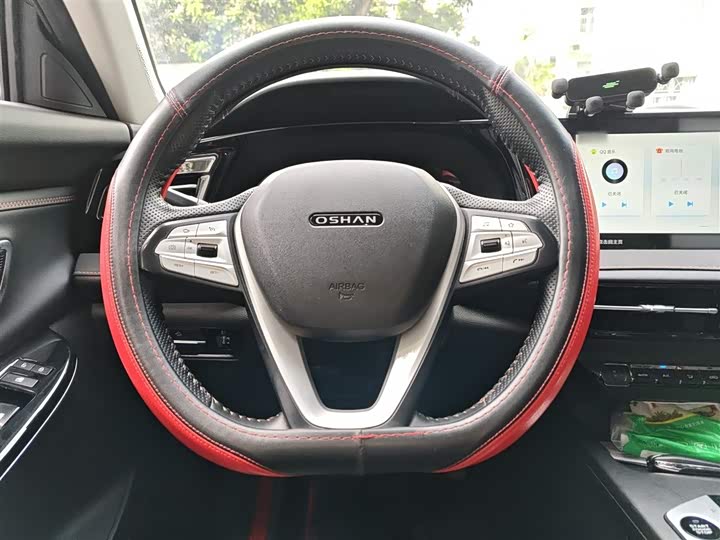 Changan Oshan X7 Plus 2022 2022款 1.5T 蓝鲸版自动尊贵型