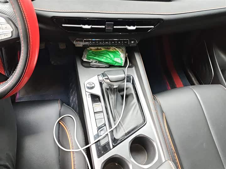 Changan Oshan X7 Plus 2022 2022款 1.5T 蓝鲸版自动尊贵型