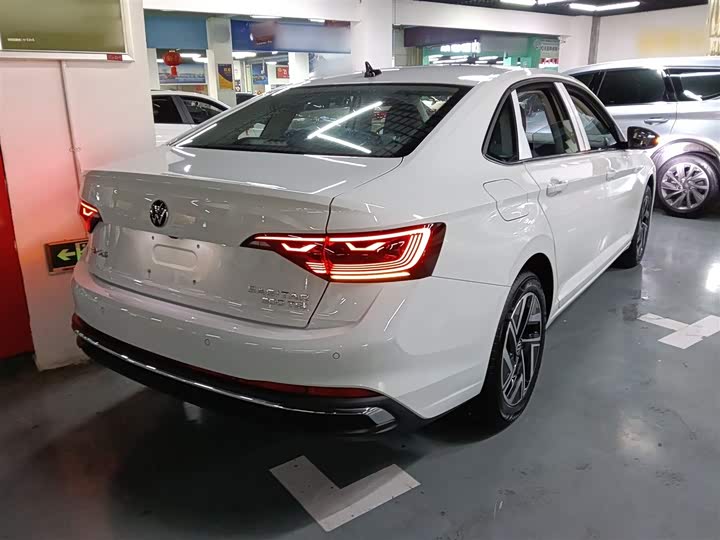 Volkswagen Sagitar L 2025 2025款 改款 300TSI DSG飞越版