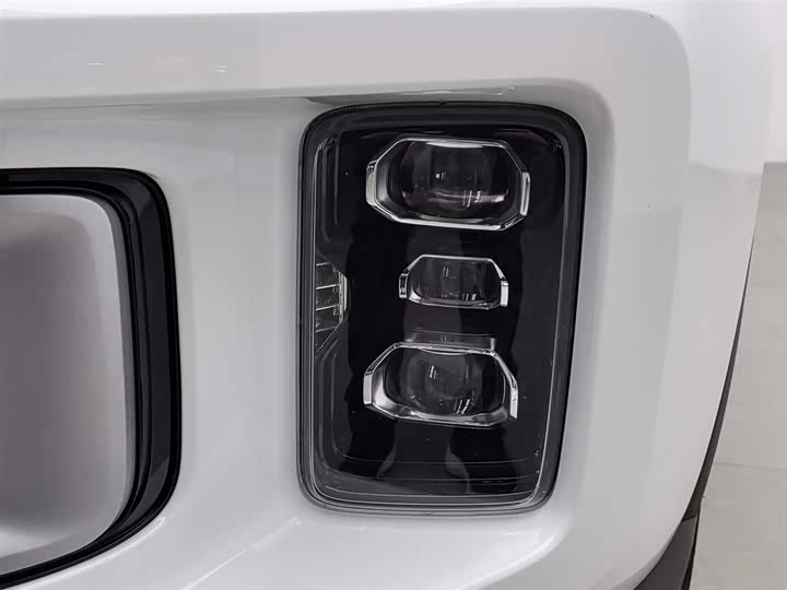 Geely Icon 2023 2023款 1.5TD 主角