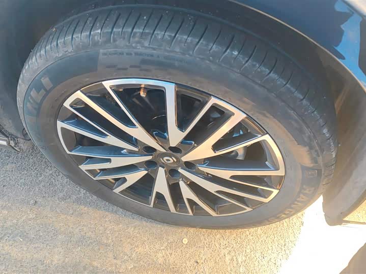 Changan Qiyuan (Nevo) Q07 2025 2025款 215尊荣型