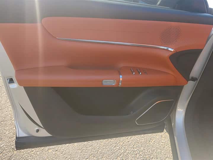 Changan Qiyuan (Nevo) Q07 2025 2025款 215尊荣型