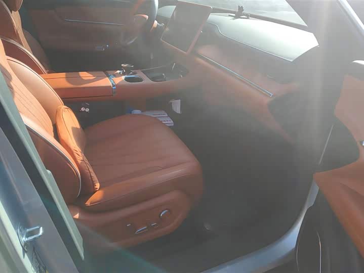 Changan Qiyuan (Nevo) Q07 2025 2025款 215尊荣型