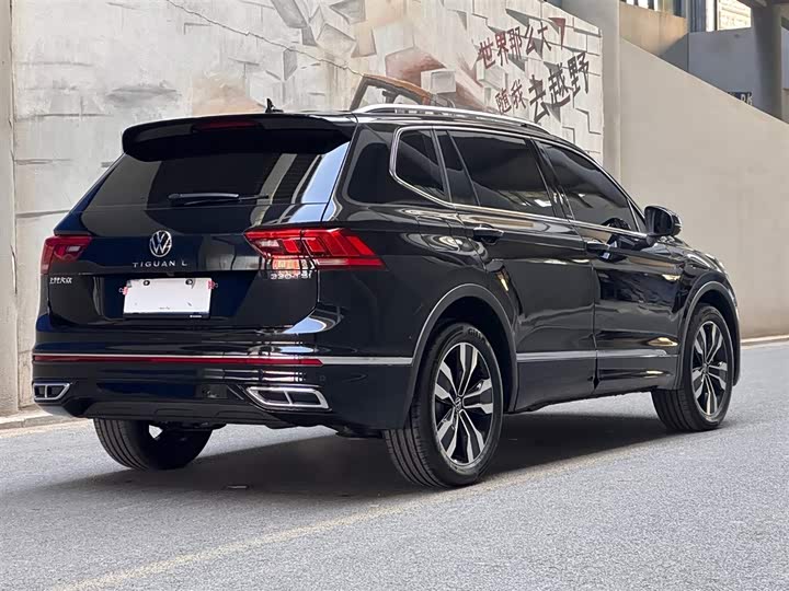 Volkswagen Tiguan L Pro 2025 2025款 出众款 330TSI 自动两驱R-Line龙耀版