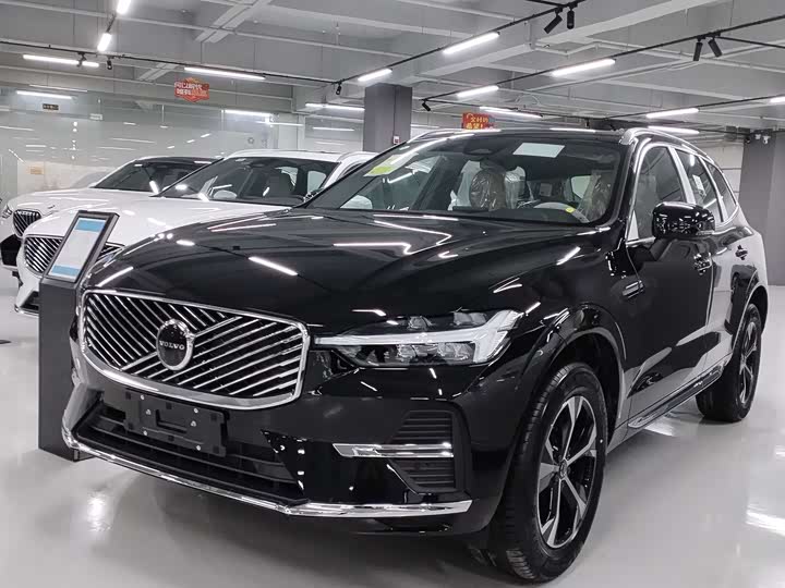 Volvo XC60 2026 2026款 B5 四驱智远豪华版