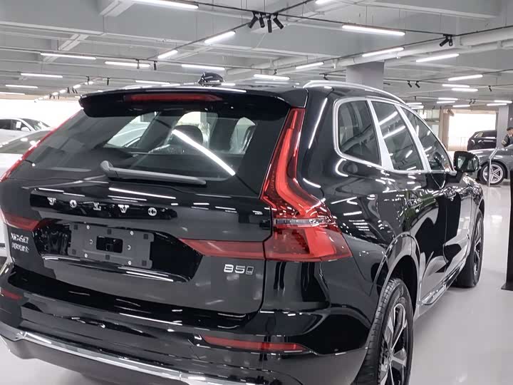 Volvo XC60 2026 2026款 B5 四驱智远豪华版
