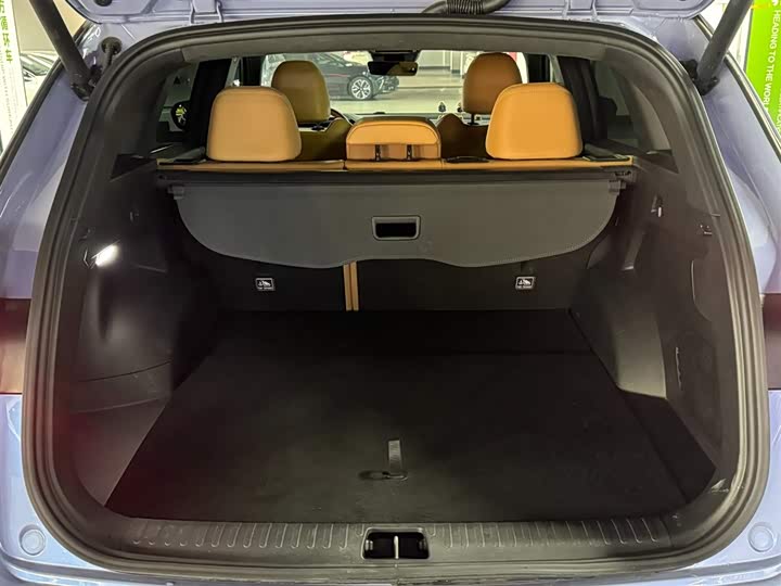 Geely Monjaro L Hybrid 2022 2022款 1.5T DHT增程电动旗舰版