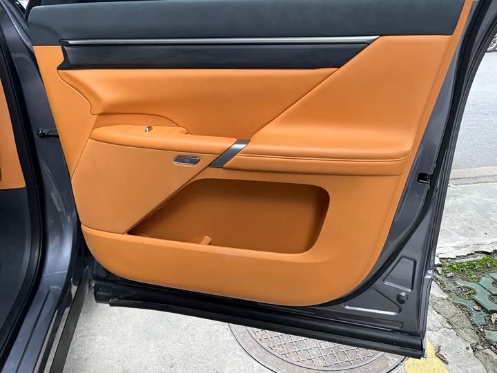 Dongfeng Yipai eπ 008 2026 2026款 六座纯电家享版