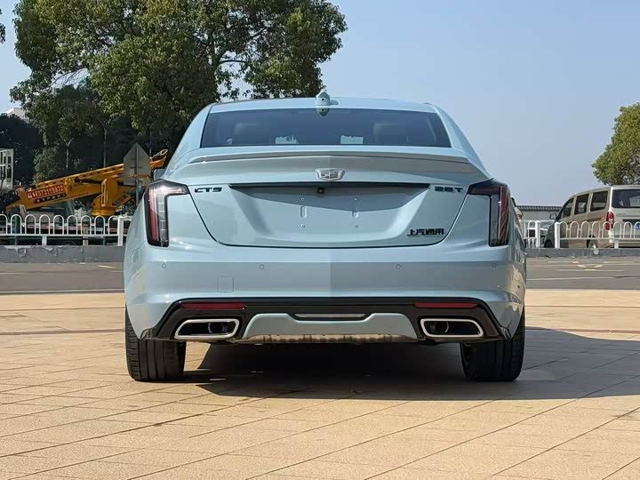 Cadillac CT5 2025 2025款 28T 赛道性能版+巅峰赛道选装包