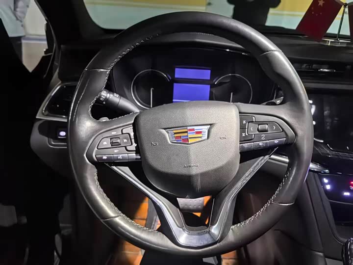 Cadillac XT6 2022 2022款 2.0T 六座四驱豪华120周年限量版