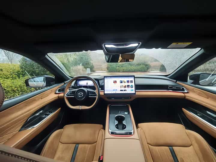 Mazda EZ-6 2025 2025款 增程200智尊运动版