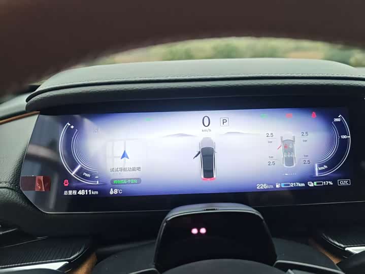 Mazda EZ-6 2025 2025款 增程200智尊运动版