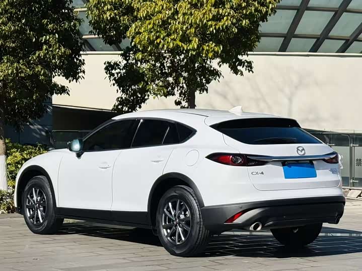 Mazda CX-4 2021 2021款 2.0L 自动两驱蓝天探索版
