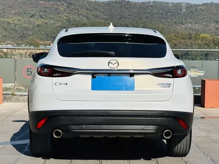 Mazda CX-4 2021 2021款 2.0L 自动两驱蓝天探索版